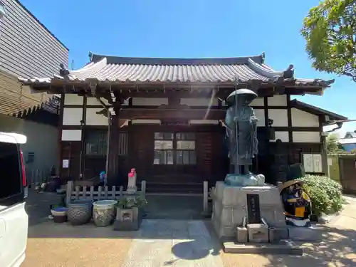 谷中西光寺の本殿・本堂
