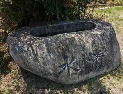 川中彦作神社の{uncategorized: "未分類", other: "その他", undefined: "問題あり", building: "その他建物", grave: "お墓", sacred_gate: "鳥居", guardian: "狛犬", statue: "像", buddha: "仏像", history: "歴史", nature: "自然", garden: "庭園", animal: "動物", pagoda: "塔", temizu: "手水舎", mountain_gate: "山門・神門", sanctuary: "本殿・本堂", subordinate: "末社・摂社", art: "芸術", scenery: "景色", jizo: "地蔵", ema: "絵馬", goshuin: "御朱印", omikuji: "おみくじ", items: "授与品その他", amulet: "お守り", goshuincho: "御朱印帳", eats: "食事", festival: "お祭り", votive_dance: "神楽", shichigosan: "七五三参", wedding: "結婚式", experience: "体験その他", initially: "初詣", around: "周辺", anti_infection: "感染症対策"}