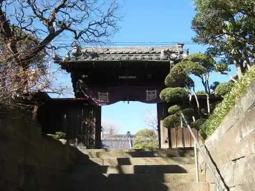 大蓮寺の山門