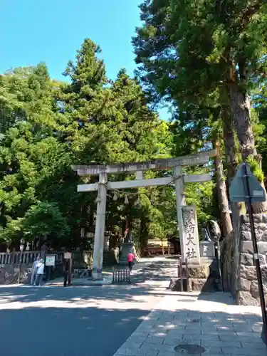 諏訪大社下社春宮の鳥居