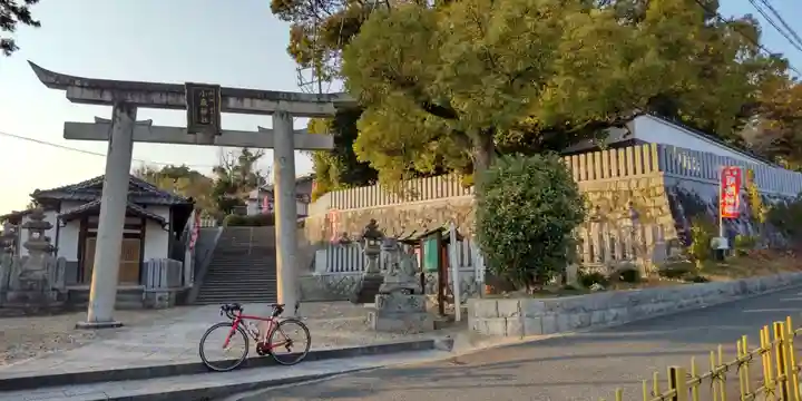 小泉神社(奈良県)