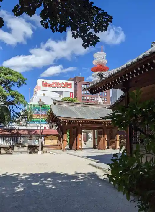 警固神社の庭園