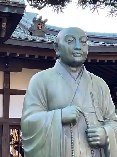 阿弥陀寺の像