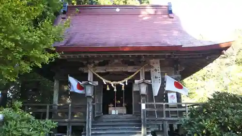 温泉神社の本殿・本堂