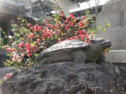 隅田川神社の像