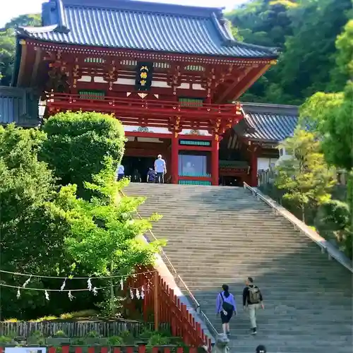 鶴岡八幡宮の山門