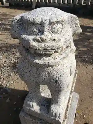 秋葉神社の狛犬