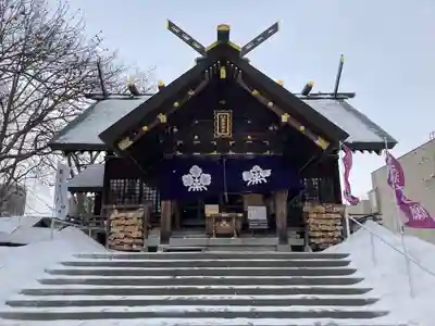 札幌諏訪神社の本殿・本堂