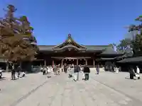 寒川神社の{uncategorized: "未分類", other: "その他", undefined: "問題あり", building: "その他建物", grave: "お墓", sacred_gate: "鳥居", guardian: "狛犬", statue: "像", buddha: "仏像", history: "歴史", nature: "自然", garden: "庭園", animal: "動物", pagoda: "塔", temizu: "手水舎", mountain_gate: "山門・神門", sanctuary: "本殿・本堂", subordinate: "末社・摂社", art: "芸術", scenery: "景色", jizo: "地蔵", ema: "絵馬", goshuin: "御朱印", omikuji: "おみくじ", items: "授与品その他", amulet: "お守り", goshuincho: "御朱印帳", eats: "食事", festival: "お祭り", votive_dance: "神楽", shichigosan: "七五三参", wedding: "結婚式", experience: "体験その他", initially: "初詣", around: "周辺", anti_infection: "感染症対策"}