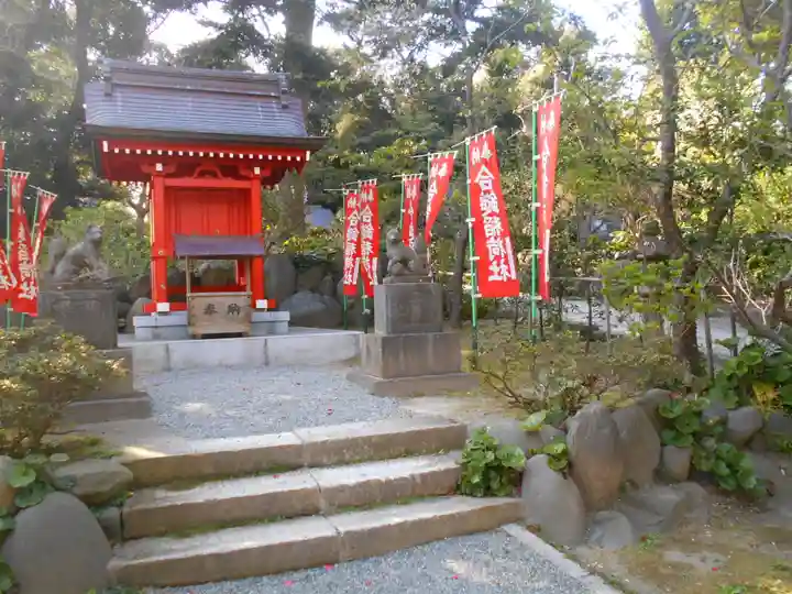 葛原岡神社の末社・摂社