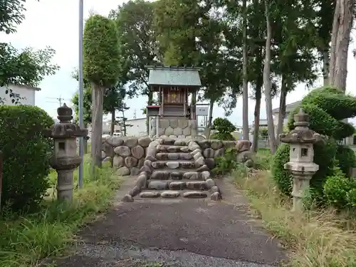 神明神社の本殿