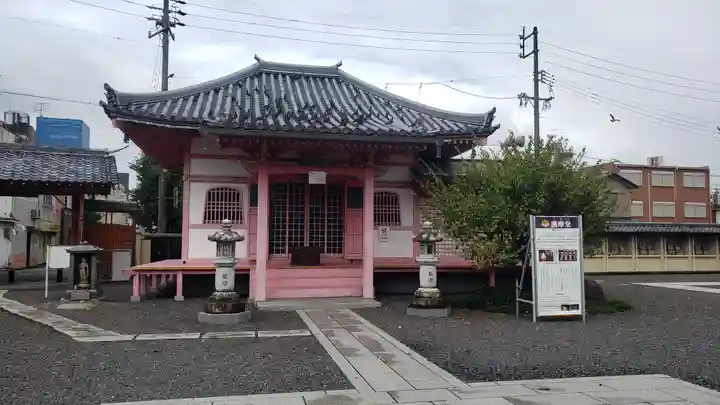 津観音の本殿・本堂