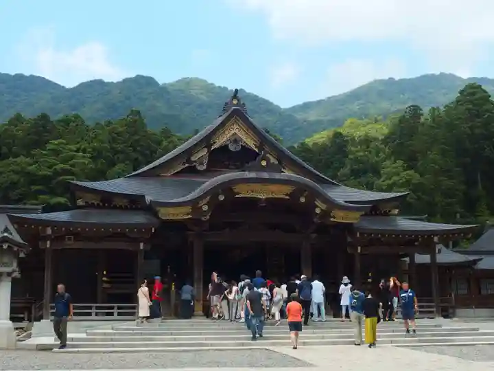 彌彦神社(新潟県)