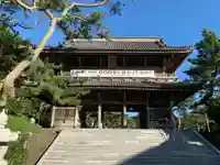 誕生寺の山門・神門