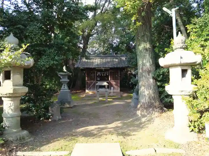 内荒神社(法立)のその他建物