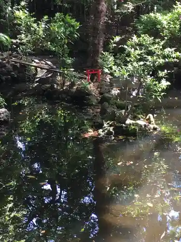 世田谷八幡宮の庭園