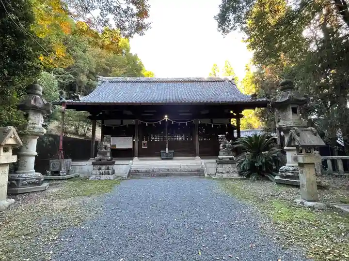 小向神社の本殿・本堂