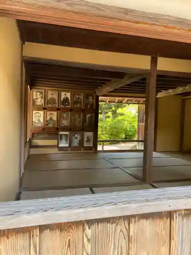 松陰神社の建物その他