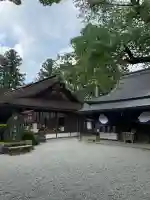 𠮷水神社(吉水神社)の{uncategorized: "未分類", other: "その他", undefined: "問題あり", building: "その他建物", grave: "お墓", sacred_gate: "鳥居", guardian: "狛犬", statue: "像", buddha: "仏像", history: "歴史", nature: "自然", garden: "庭園", animal: "動物", pagoda: "塔", temizu: "手水舎", mountain_gate: "山門・神門", sanctuary: "本殿・本堂", subordinate: "末社・摂社", art: "芸術", scenery: "景色", jizo: "地蔵", ema: "絵馬", goshuin: "御朱印", omikuji: "おみくじ", items: "授与品その他", amulet: "お守り", goshuincho: "御朱印帳", eats: "食事", festival: "お祭り", votive_dance: "神楽", shichigosan: "七五三参", wedding: "結婚式", experience: "体験その他", initially: "初詣", around: "周辺", anti_infection: "感染症対策"}