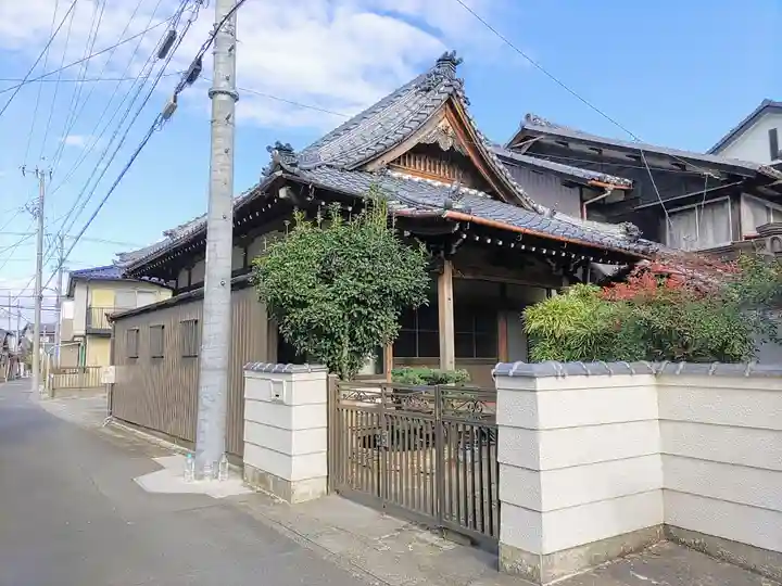 浄橋寺の本殿・本堂