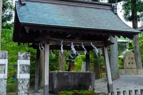 諏訪大社上社前宮(長野県)