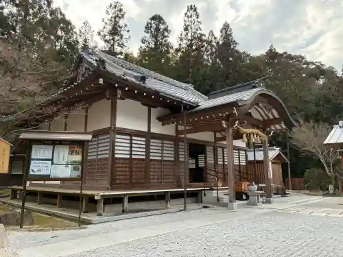 神峯山寺の{uncategorized: "未分類", other: "その他", undefined: "問題あり", building: "その他建物", grave: "お墓", sacred_gate: "鳥居", guardian: "狛犬", statue: "像", buddha: "仏像", history: "歴史", nature: "自然", garden: "庭園", animal: "動物", pagoda: "塔", temizu: "手水舎", mountain_gate: "山門・神門", sanctuary: "本殿・本堂", subordinate: "末社・摂社", art: "芸術", scenery: "景色", jizo: "地蔵", ema: "絵馬", goshuin: "御朱印", omikuji: "おみくじ", items: "授与品その他", amulet: "お守り", goshuincho: "御朱印帳", eats: "食事", festival: "お祭り", votive_dance: "神楽", shichigosan: "七五三参", wedding: "結婚式", experience: "体験その他", initially: "初詣", around: "周辺", anti_infection: "感染症対策"}