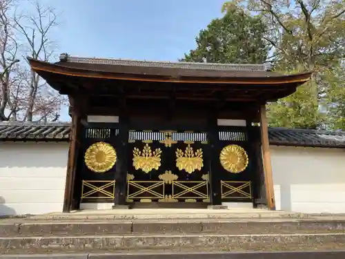 醍醐寺の山門