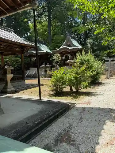 長尾神社の{uncategorized: "未分類", other: "その他", undefined: "問題あり", building: "その他建物", grave: "お墓", sacred_gate: "鳥居", guardian: "狛犬", statue: "像", buddha: "仏像", history: "歴史", nature: "自然", garden: "庭園", animal: "動物", pagoda: "塔", temizu: "手水舎", mountain_gate: "山門・神門", sanctuary: "本殿・本堂", subordinate: "末社・摂社", art: "芸術", scenery: "景色", jizo: "地蔵", ema: "絵馬", goshuin: "御朱印", omikuji: "おみくじ", items: "授与品その他", amulet: "お守り", goshuincho: "御朱印帳", eats: "食事", festival: "お祭り", votive_dance: "神楽", shichigosan: "七五三参", wedding: "結婚式", experience: "体験その他", initially: "初詣", around: "周辺", anti_infection: "感染症対策"}