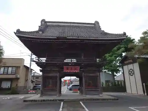 玉村八幡宮の山門