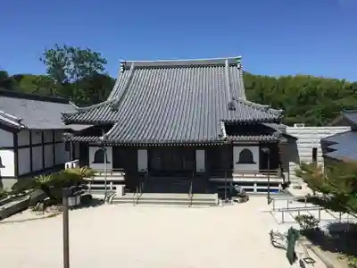 海徳寺の本殿・本堂