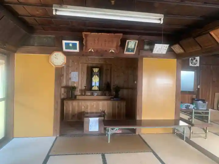 高野薬師堂の本殿・本堂