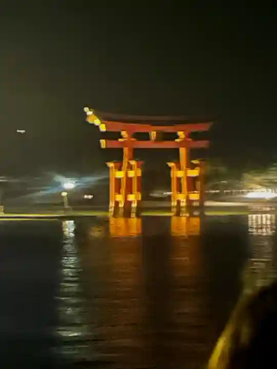 厳島神社(広島県)