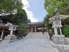 東郷神社の山門