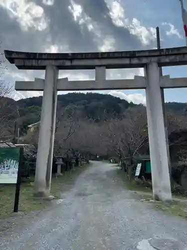 大石神社の鳥居