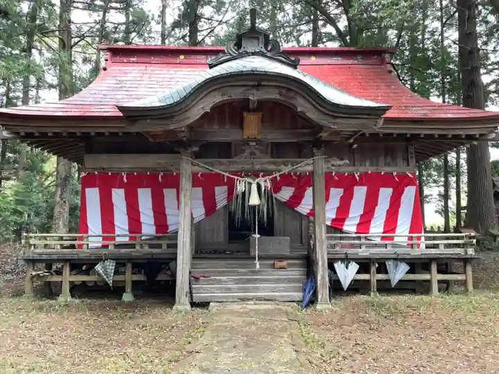 八幡神社の本殿・本堂