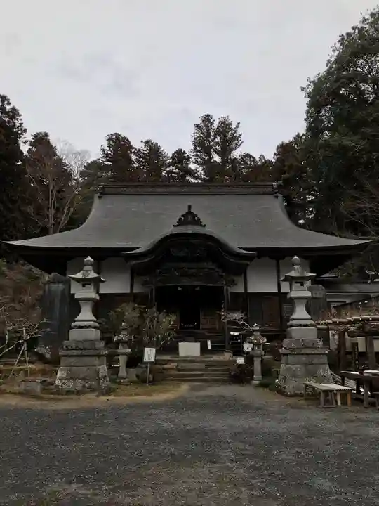 乾徳寺の本殿・本堂