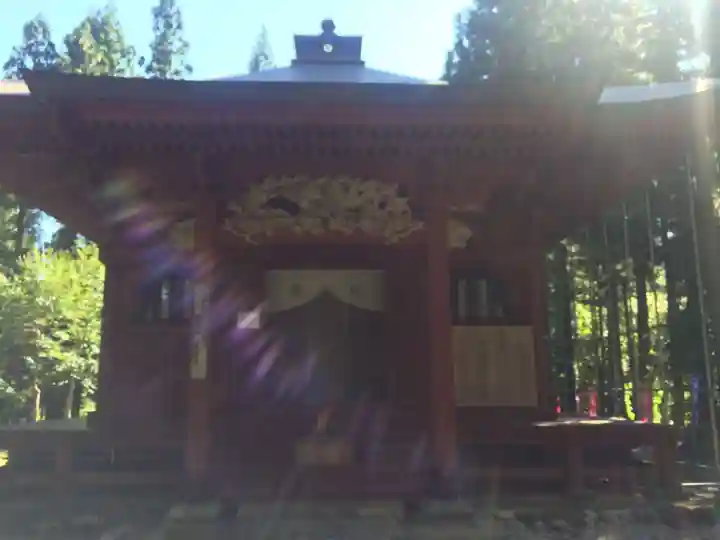 羽黒山荒澤寺の本殿・本堂