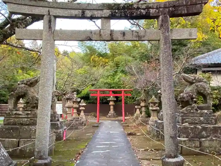 松江城山稲荷神社の鳥居