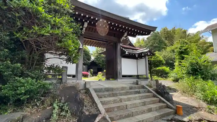 感応院の山門・神門