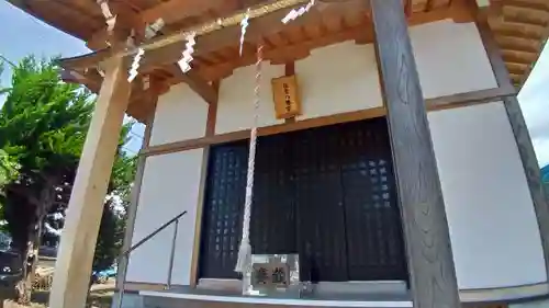 向原八幡宮の本殿・本堂