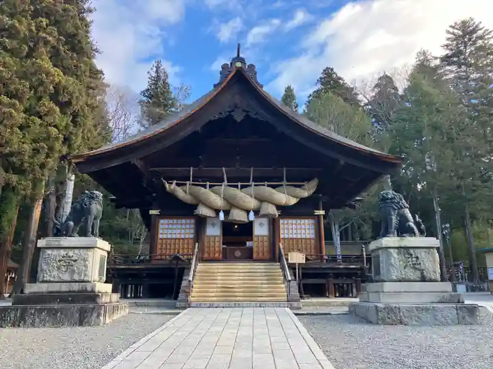 諏訪大社下社秋宮(長野県)