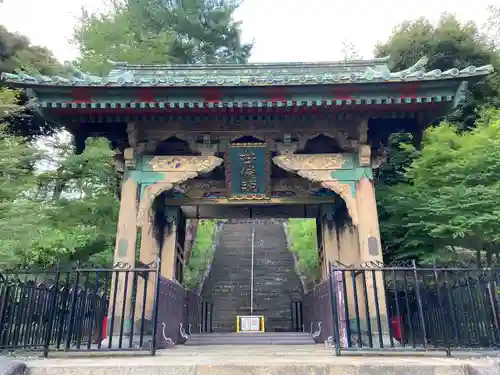 狭山山不動寺の山門・神門