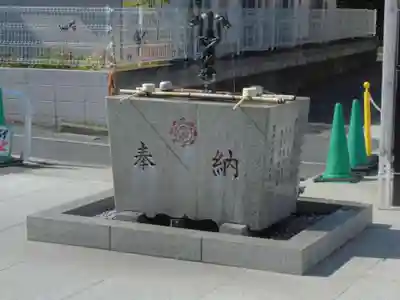成田山横浜別院延命院の手水舎