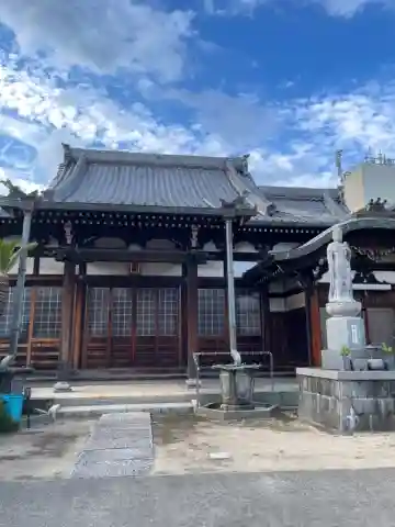 霊山寺の本殿・本堂