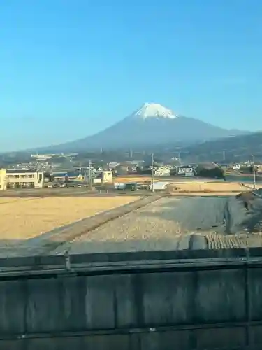 伏見稲荷大社の{uncategorized: "未分類", other: "その他", undefined: "問題あり", building: "その他建物", grave: "お墓", sacred_gate: "鳥居", guardian: "狛犬", statue: "像", buddha: "仏像", history: "歴史", nature: "自然", garden: "庭園", animal: "動物", pagoda: "塔", temizu: "手水舎", mountain_gate: "山門・神門", sanctuary: "本殿・本堂", subordinate: "末社・摂社", art: "芸術", scenery: "景色", jizo: "地蔵", ema: "絵馬", goshuin: "御朱印", omikuji: "おみくじ", items: "授与品その他", amulet: "お守り", goshuincho: "御朱印帳", eats: "食事", festival: "お祭り", votive_dance: "神楽", shichigosan: "七五三参", wedding: "結婚式", experience: "体験その他", initially: "初詣", around: "周辺", anti_infection: "感染症対策"}