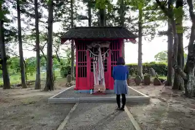 仁渡神社の本殿・本堂