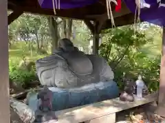 樽前山神社の像