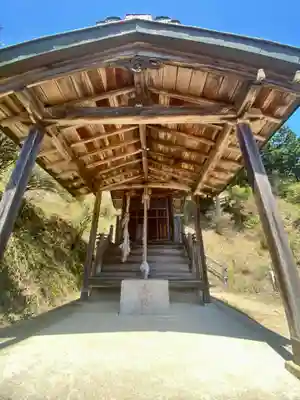 獅子崎稲荷神社の本殿・本堂