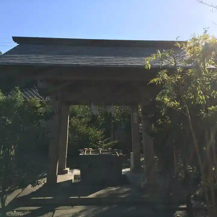 赤池神社の手水舎