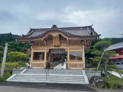青龍寺(昭和大仏)の山門・神門